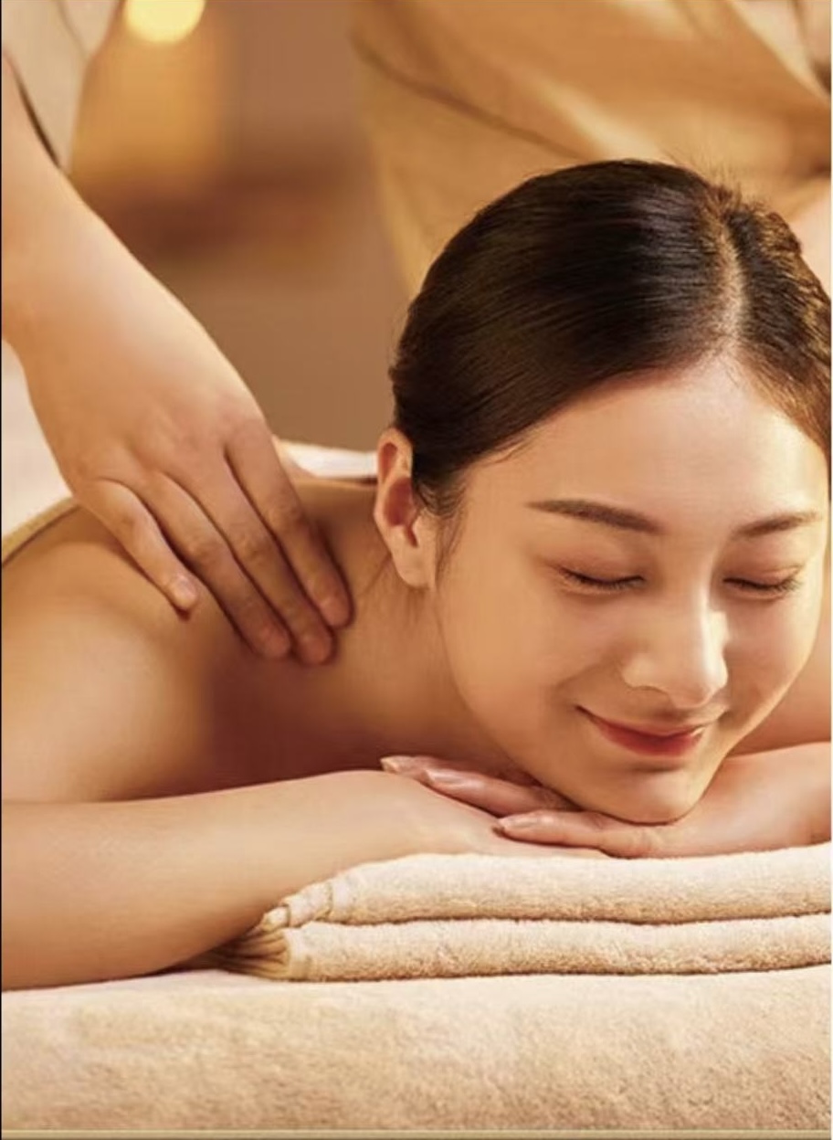 ラグジュアリーロビー